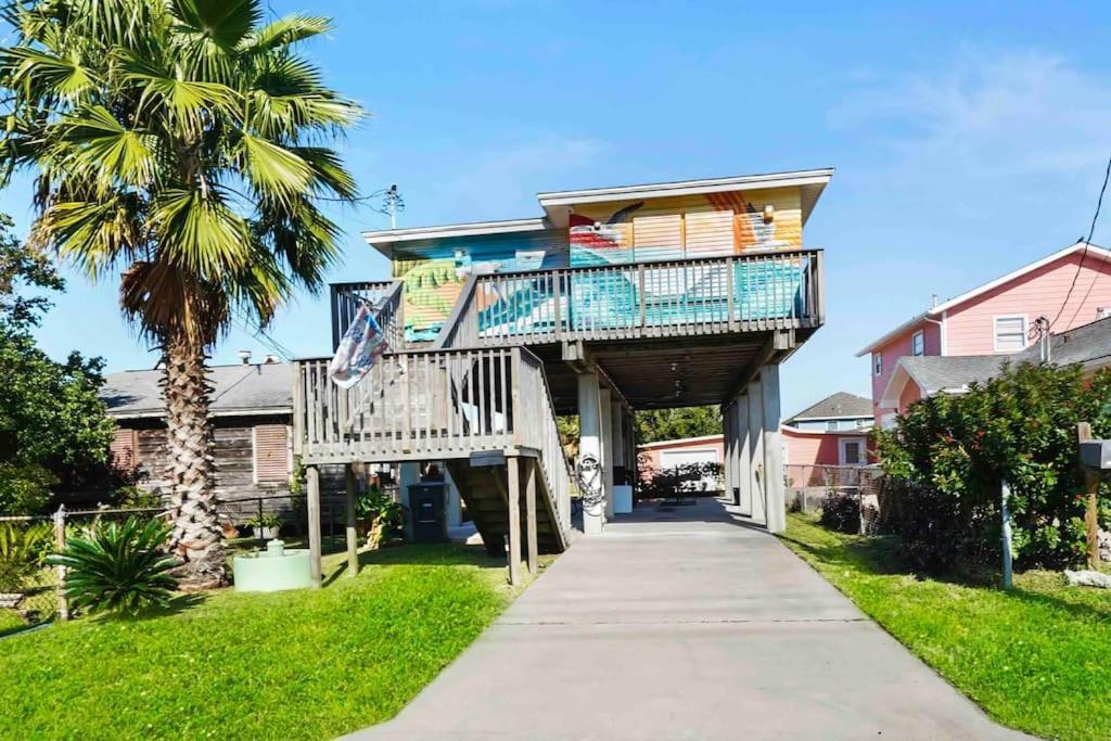 Galveston Beach House Family/Pet Friendly Exterior photo