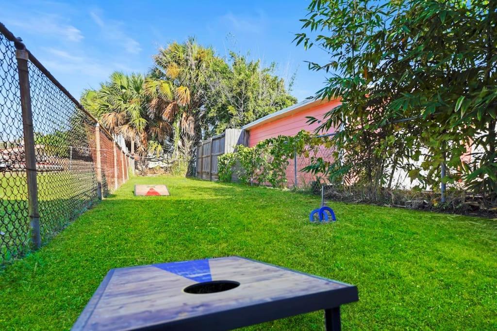 Galveston Beach House Family/Pet Friendly Exterior photo